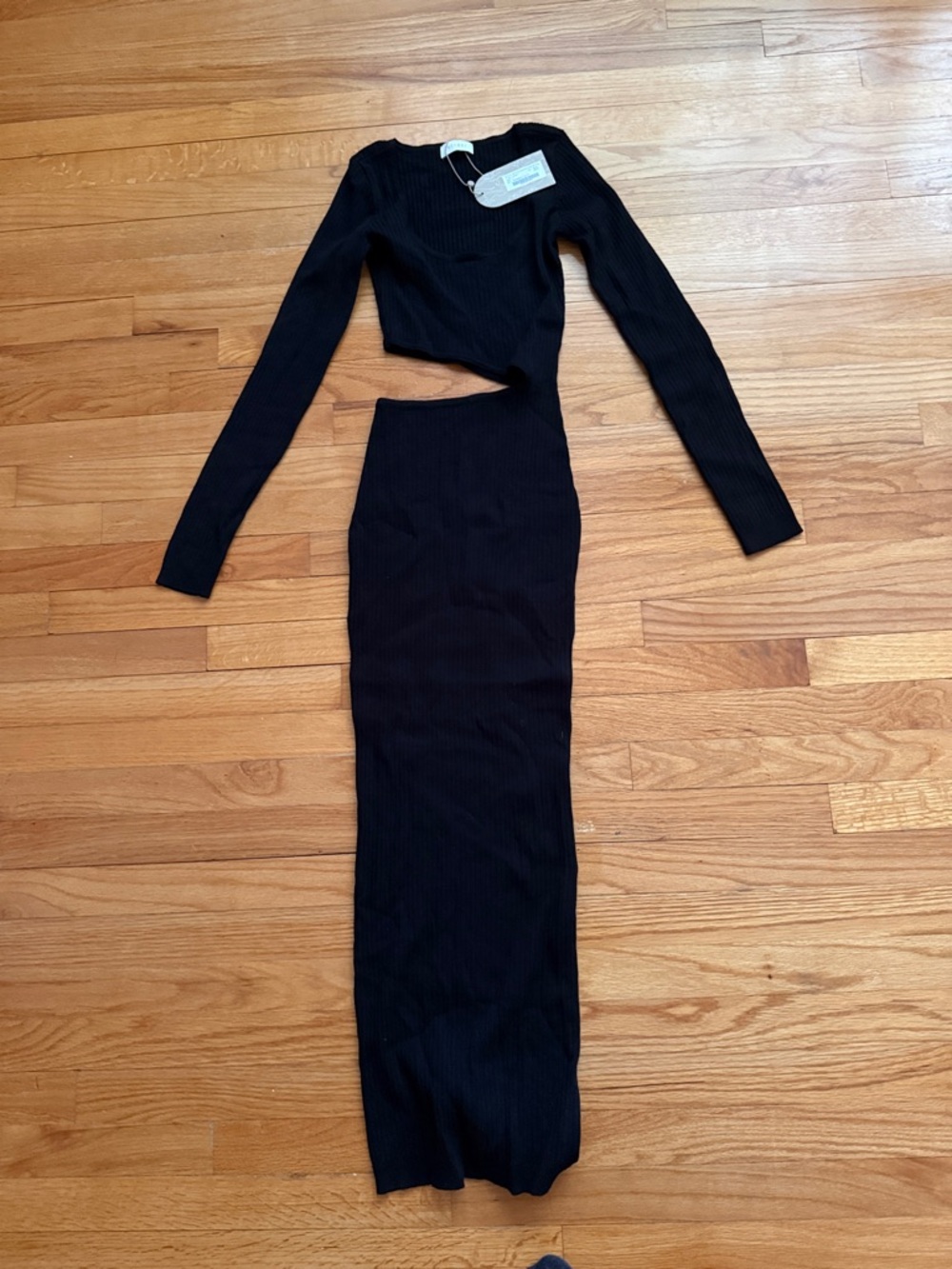 Meshki Black Long Sleeve Cutout Maxi Dress - Picture 4 of 5